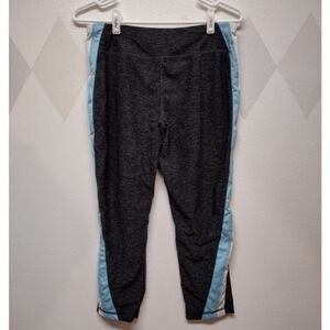 Attivo athletic capri leggings black white and aqua